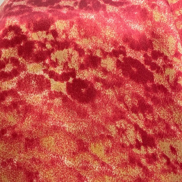 Rare Louis Feraud Scarf Deep Red with Fringe 100% Silk NWT Vintage - Picture 5 of 15